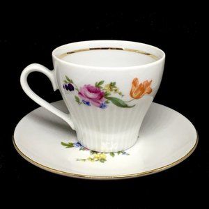 Vintage 1970s JLMENAU Henneberg Porzellan 1777 German Teacup Saucer Set Floral